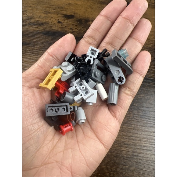 LEGO BULK LOT OF 9.2OZ 1X1 1X2 MODIFIED PLATES WITH HORIZONTAL CLIP MIXED COLOR - Picture 14 of 15